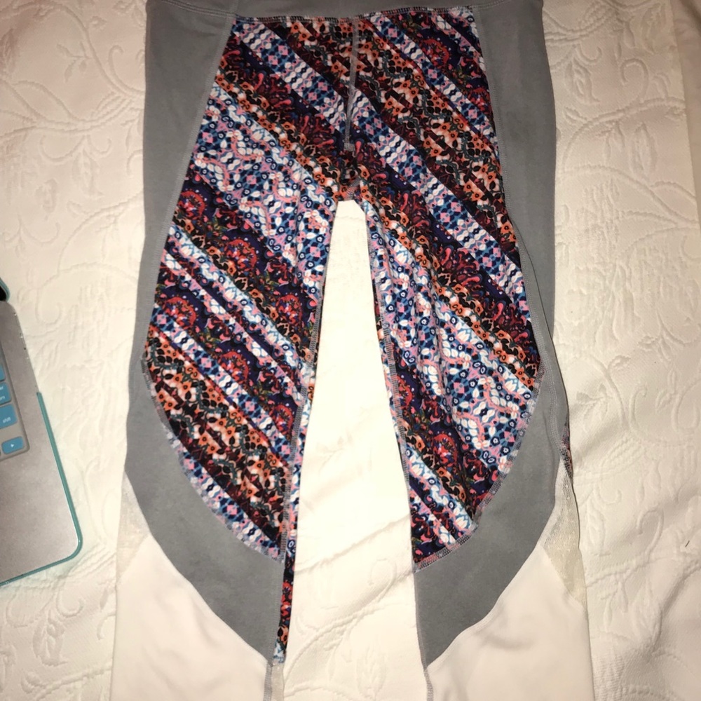 Athleta printed crops! Worn once